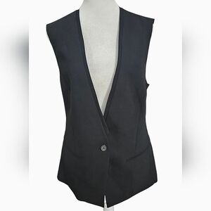 RW&CO Blackl Longline Vest with Tailored Fit. Size Medium